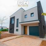 Shtëpi 190m² me QIRA në Lagjen Priam Village