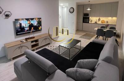 Banesa me qira në Tophane