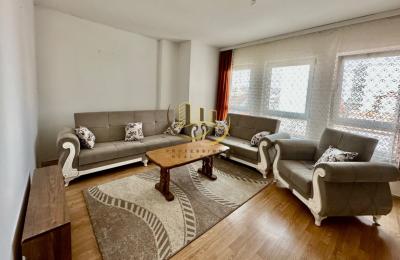 Banesë me qira në Tophane