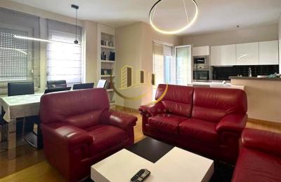 Banesë me qira në Rrugën B