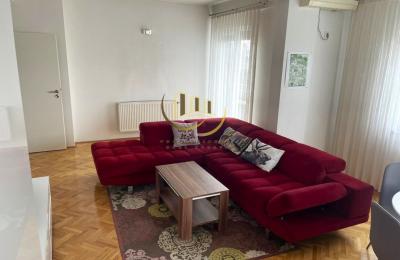 Banesë me qira në Qendër