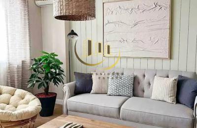 Banesë me qira në Bregun e Diellit