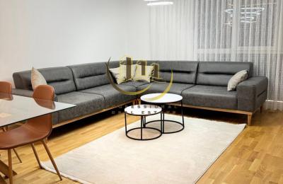 Banesë me qira në Bregun e Diellit