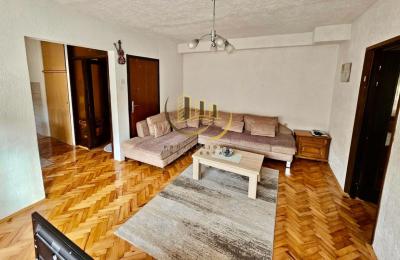 Banesë me qira në Bregun e Diellit