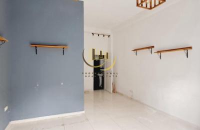 Lokal me qira te Mati 1