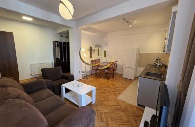 Banesë me qira në Qendër