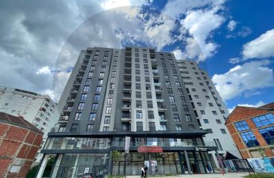 Banesë me 2 dhoma gjumi në shitje në lagjen Tophane