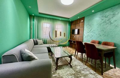 Banesa me qira në Bregun e Diellit