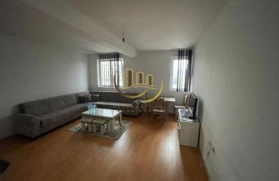 Banesë me qira te Rruga B