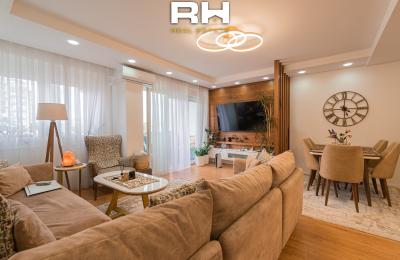 Banesë 158m² në SHITJE në Rrugën C