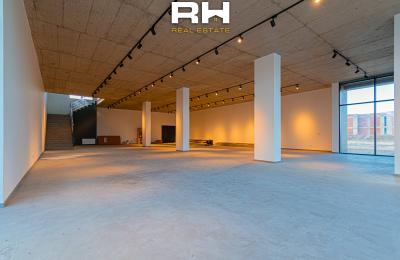 Objekt 700m² me QIRA në Magjistralen Prishtinë-Ferizaj