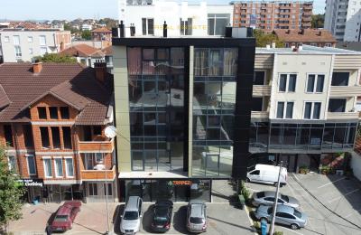 Objekt 720m² me QIRA në Podujevë