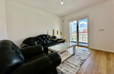 Banesa me qira në Rrugën C