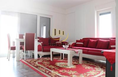 Banesë me qira në Bregun e Diellit