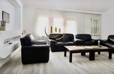 Kat i shtëpis me qira në Qendër