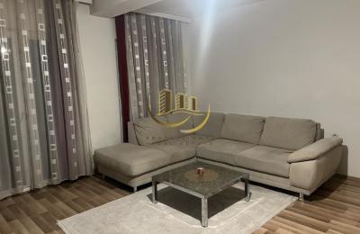 Banesa me qira në Rrugën C