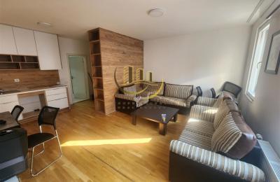 Banesë me qira në Rrugën B