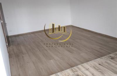 Zyre me qira në Pallatin e Avokatëve