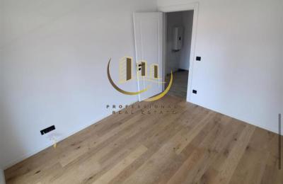 Banesë Zyre me qira te Muhaxherët