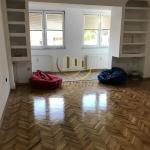 Banesë Zyre me qira në Qendër