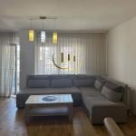 Banesë me qira në Bregun e Diellit