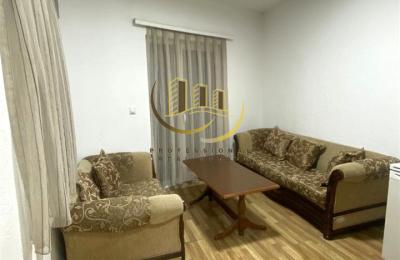 Kat i shtëpis me qira në Bregun e Diellit