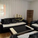 Banesa me qira në Bregun e Diellit