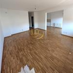 Banesë Zyre me qira në Kalabri – Emshir