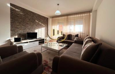 Banesa me qira në Bregun e Diellit