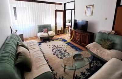 Banesa me qira në Dardani