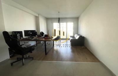 Zyre me qira te Rruga C