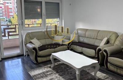 Banesë me qira te Rruga B