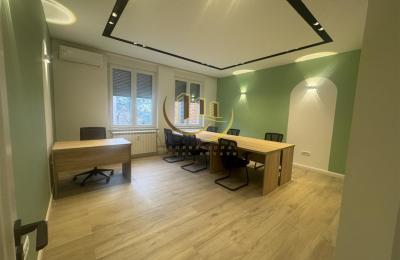 Zyre me qira në Qendër