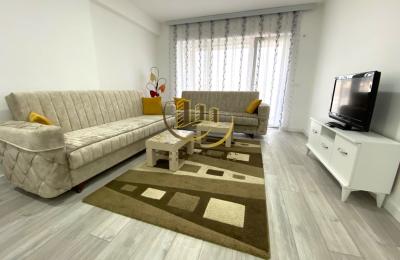 Banesë me qira në Bregun e Diellit