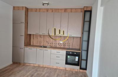 Banesë Zyre me qira te Mati 1