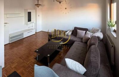 Banesa me qira në Bregun e Diellit