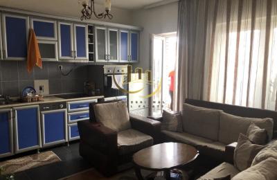 Banesa me qira në Fushë Kosovë