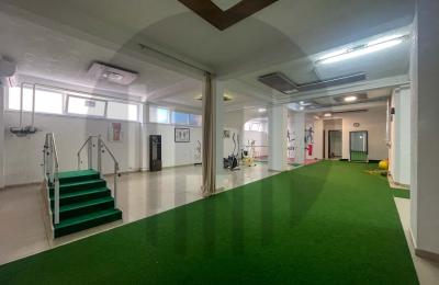 Lokal 300m2 me qira në lagjen e Muhaxherëve