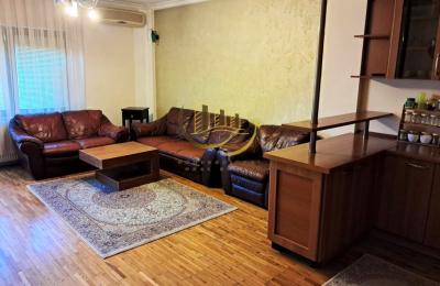 Banesë me qira në Bregun e Diellit