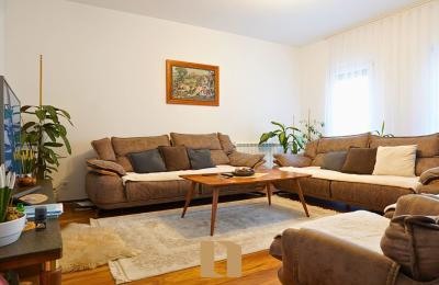 Banesë Në Shitje Në Muharrem Fejzë – Prishtinë