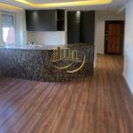 Zyre me qira në Qendër