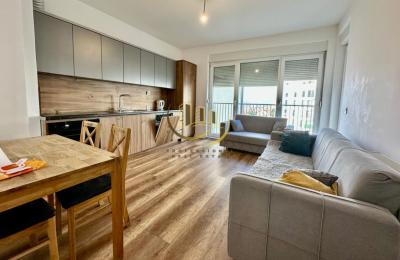 Banesë me qira në Bregun e Diellit