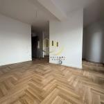 Zyre me qira te Muhaxherët