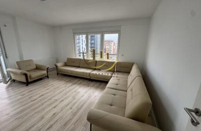 Banesë Zyre me qira te Rruga C