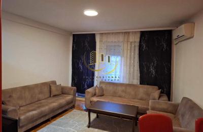 Banesë me qira në Qendër