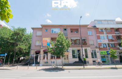 Zyre 118m² me QIRA në Qendër.