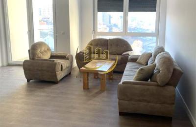 Banesa me qira në Rrugën A