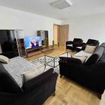 SHTEPI me qira në Bregun e Diellit