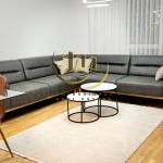 Banesë me qira në Bregun e Diellit