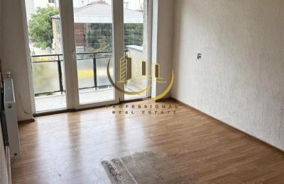 Zyre me qira në Qendër